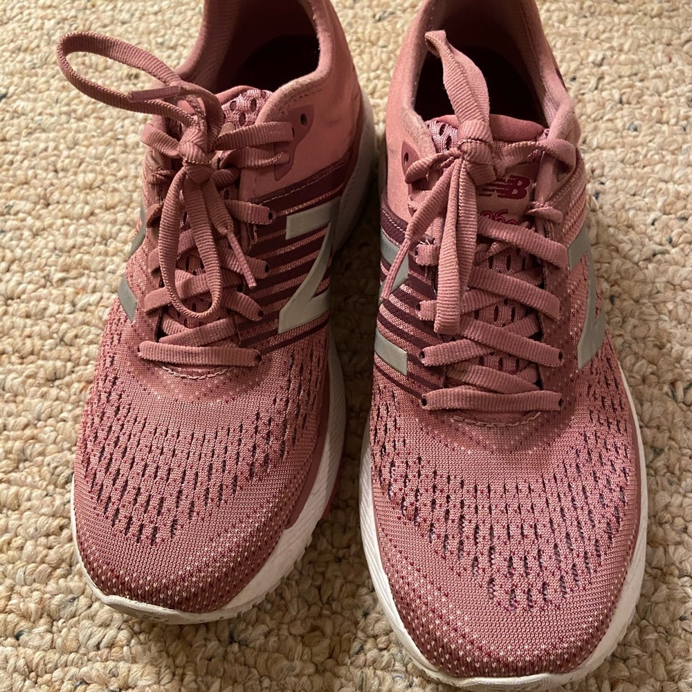 New balance 880 running shoes